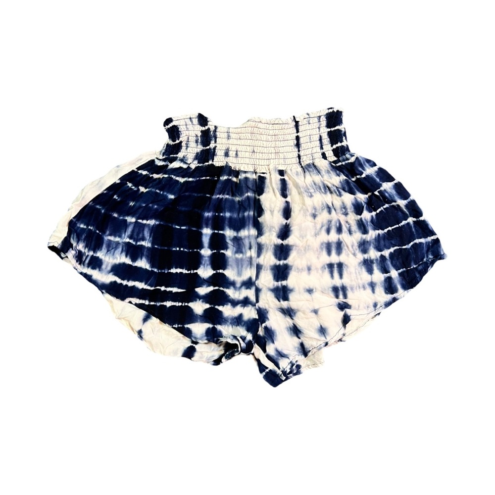 HEART & HIPS Tie Dye Shorts